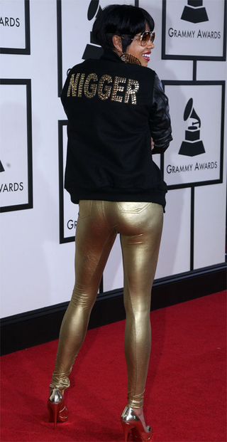 Illustration for article titled Grammy Awards Fashions Hit The High Notes